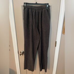 Lilly of California vintage dark gray poly/rayon blend pull on fleece pants. M.